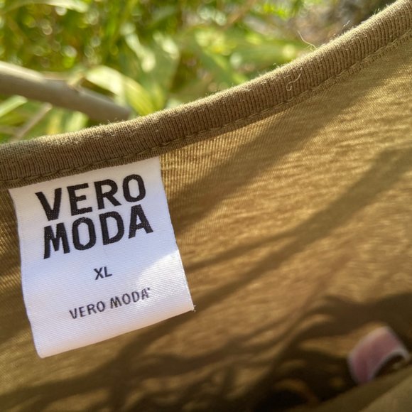 Vero Moda Maxi Dress - Picture 3 of 3